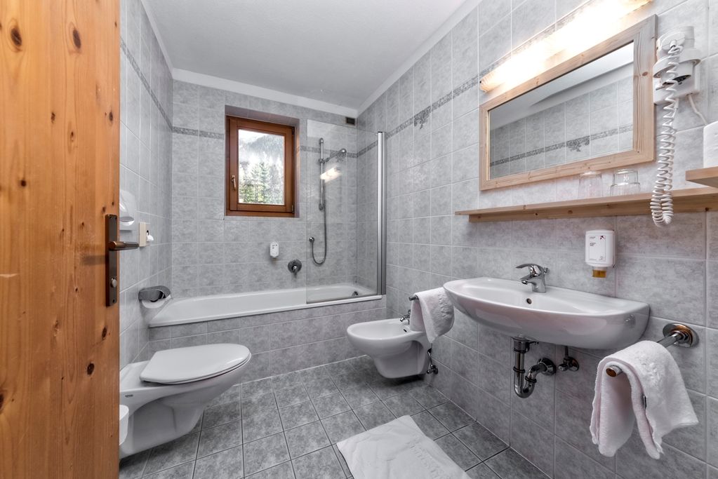 Falkensteiner Hotel Antholz - Adults Only الغرفة الصورة